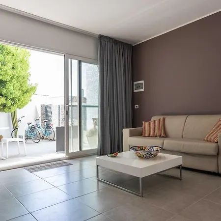 Blu Marine מלון דירות