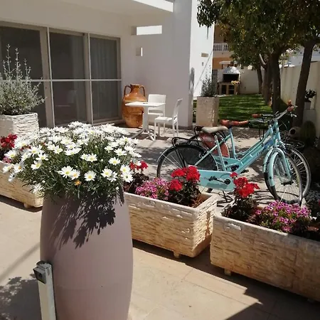 Blu Marine מלון דירות