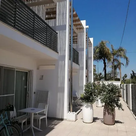 Ξενοδοχείο με διαμερίσματα Blu Marine Porto Cesareo
